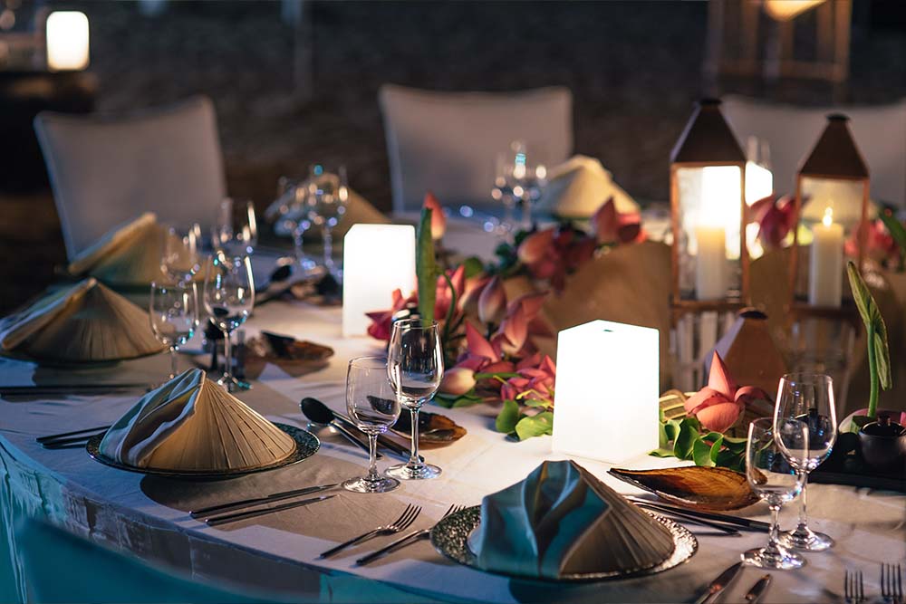 Banyan Tree mice car3