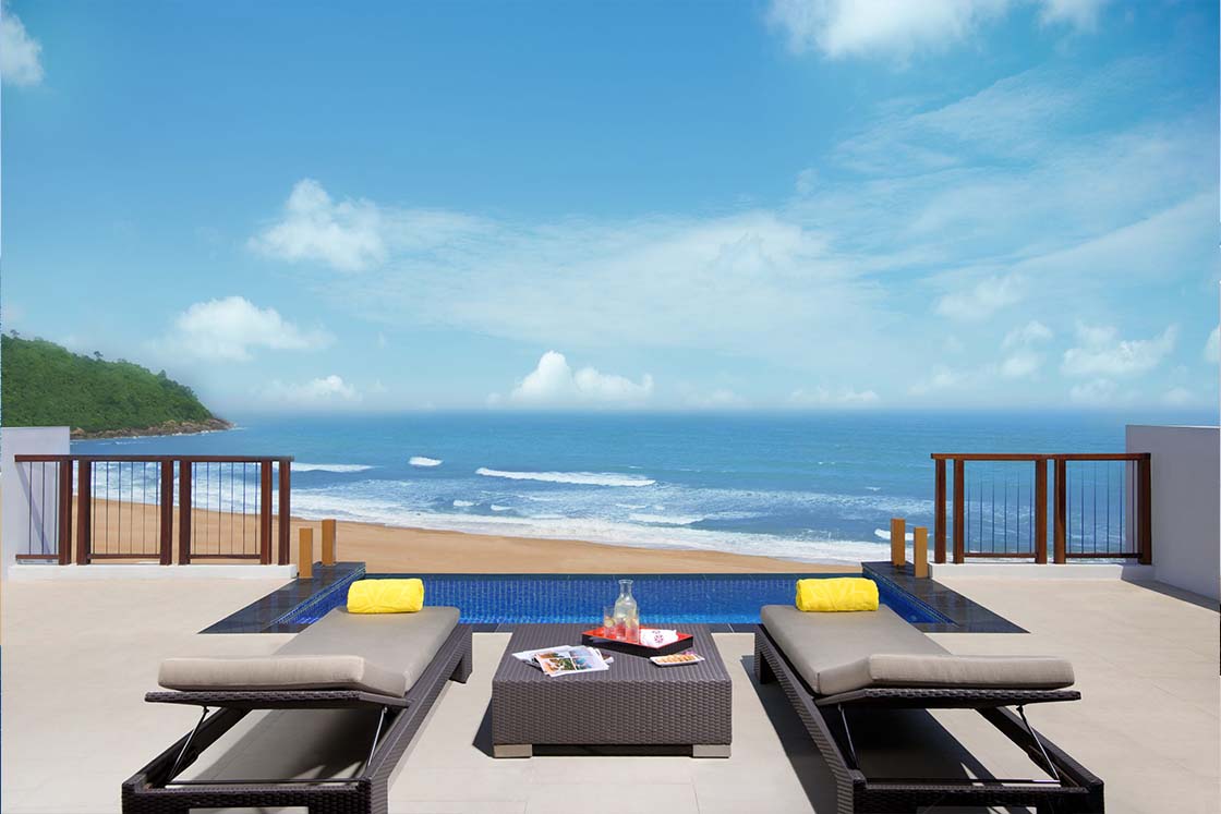 10-Angsana-Lang-Co_Skypool-Seaview-Two-Bedroom-Loft-Pool-res 1