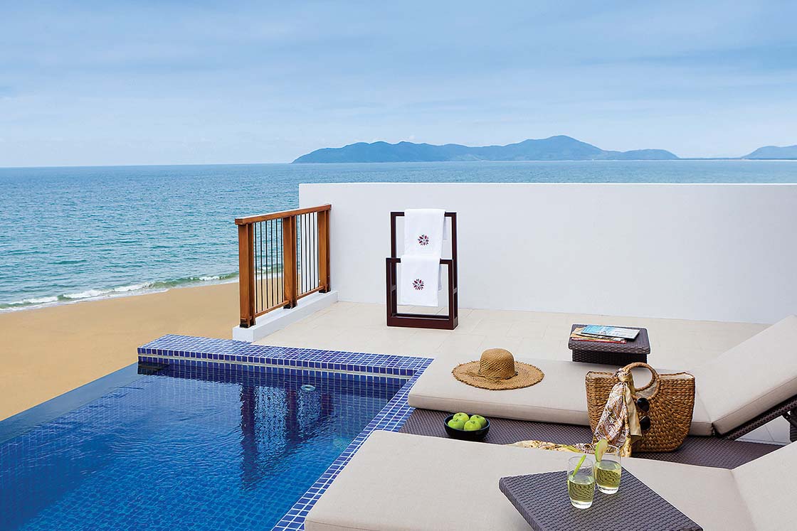 11 Angsana-Lang-Co_SkyPool-Seaview-Two-Bedroom-Loft-Pool res 1