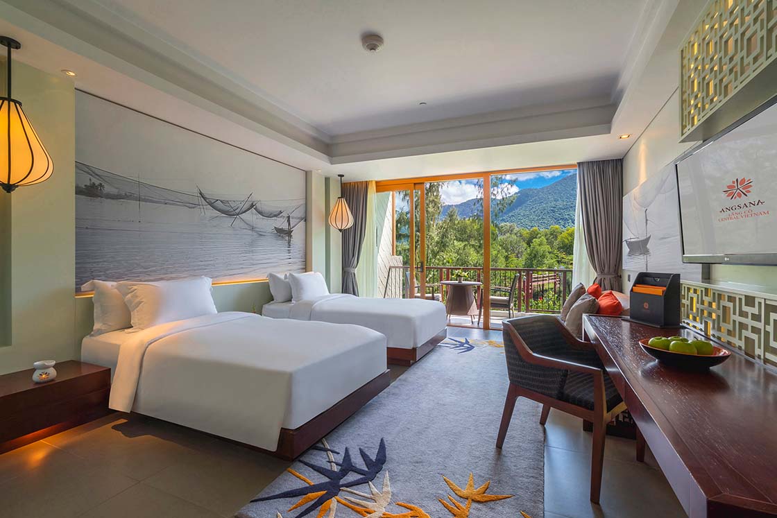 Angsana-Lang-Co_Garden-Balcony-Twin-Grand res 1