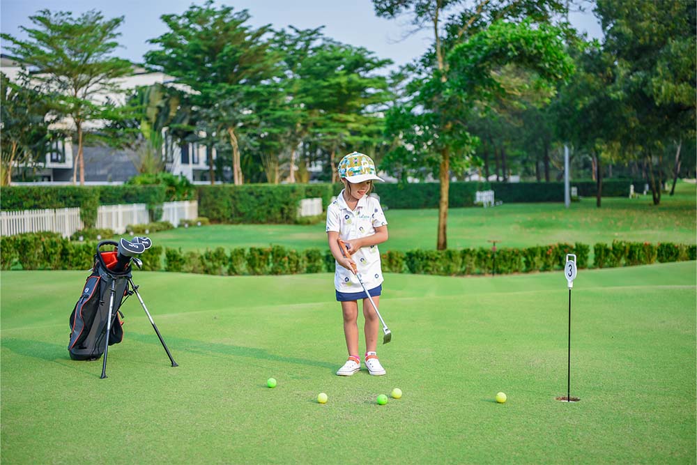 Gong Mini Putting Course 1