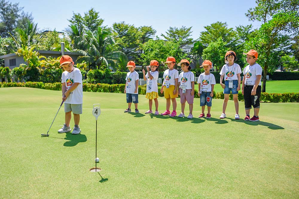Gong Mini Putting Course 4