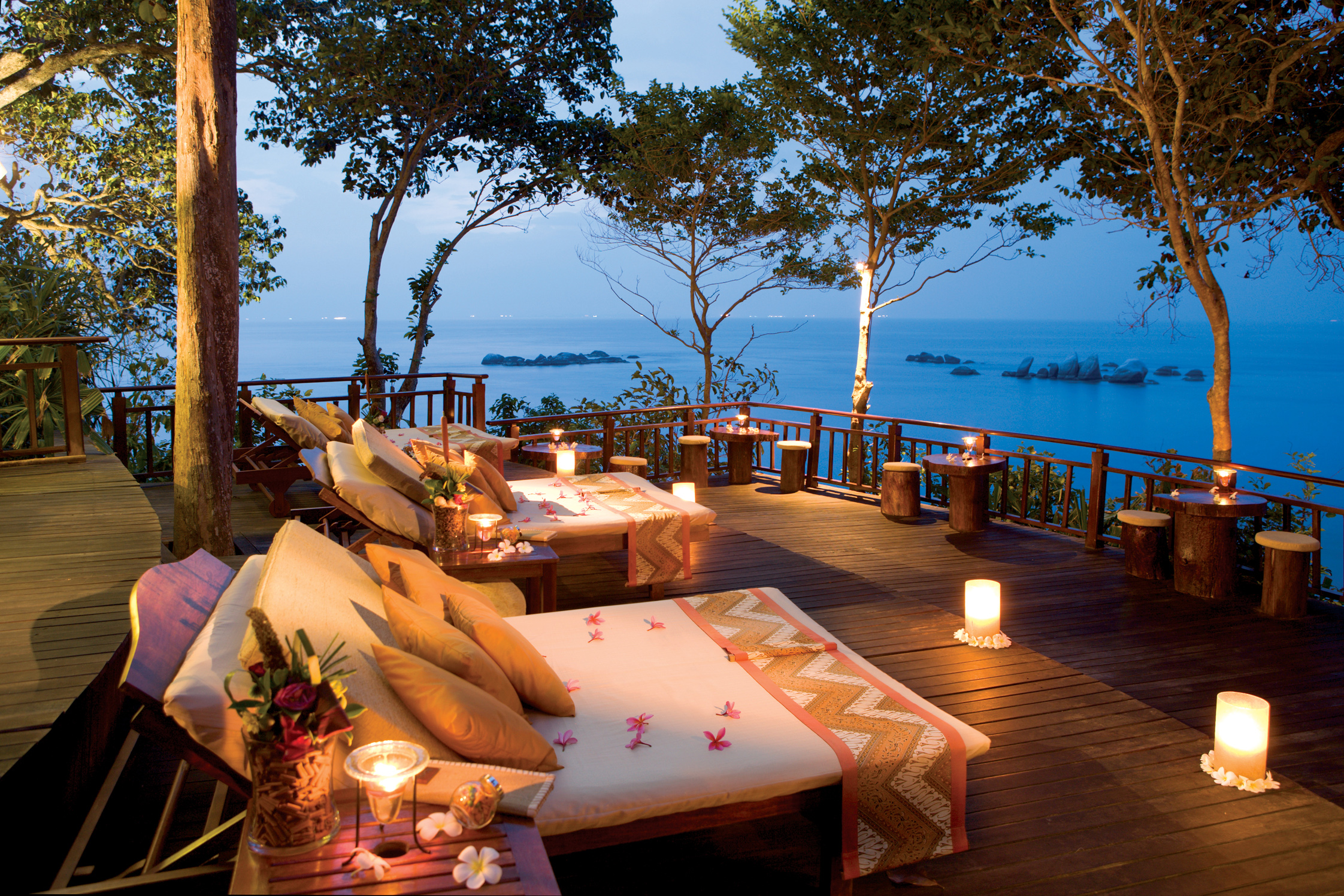 Hi_BTRES_46212152_Restaurant_bintan_banyan_tree_cliff_bar_c040