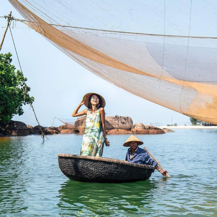 Trải nghiệm chèo thuyền thúng