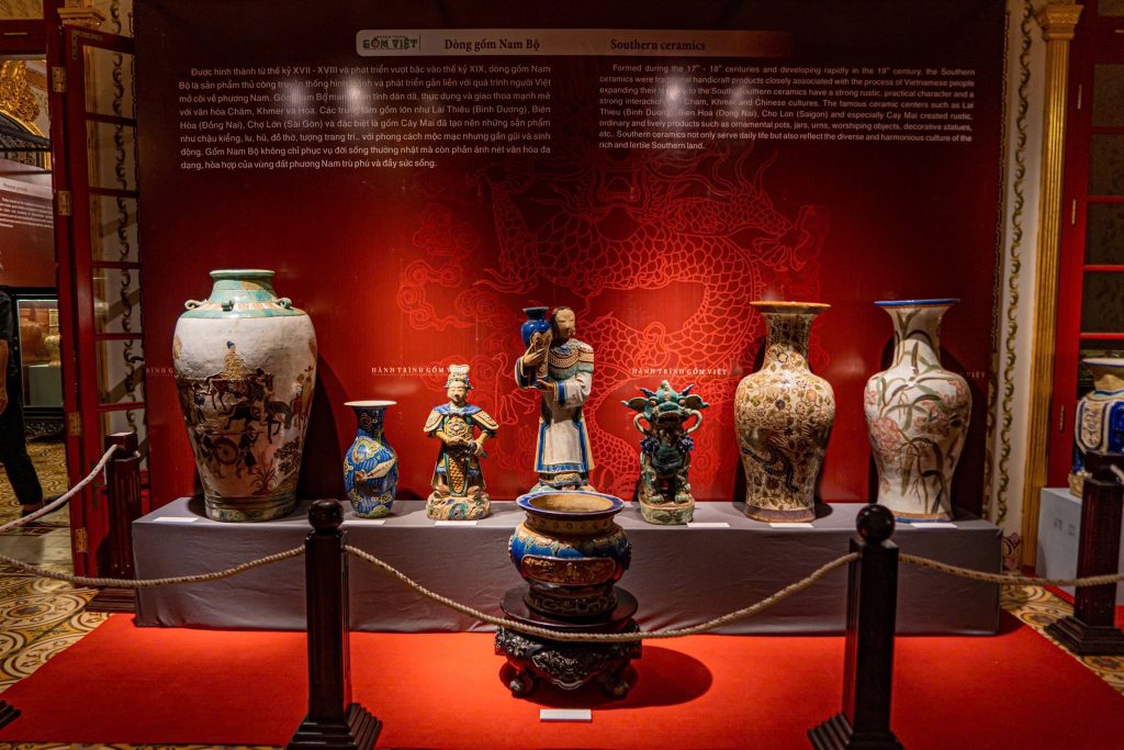 trien-lam-hanh-trinh-gom-viet-6