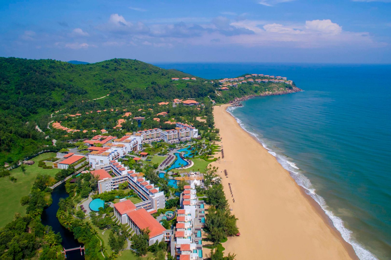 Laguna-Lang-Co-Golf-Resort-In-Vietnam