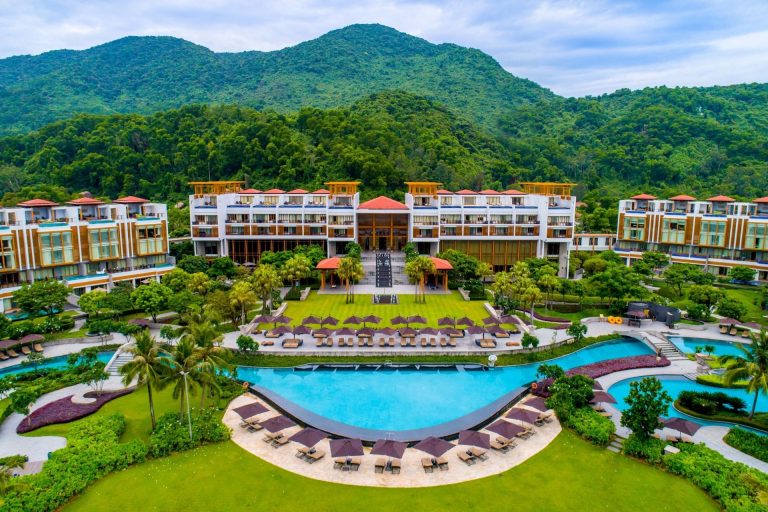 Angsana Lăng Cô, a vibrant resort Hue with exciting recreational activities.