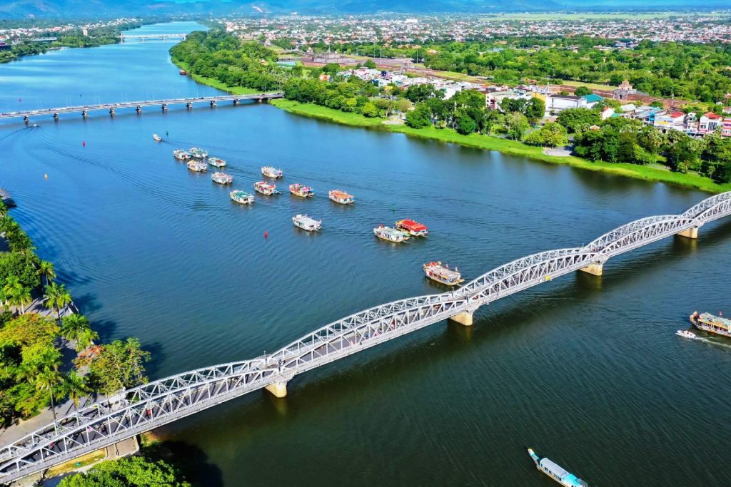 Perfume River – Hue’s Romantic Symbol of Hue Travel