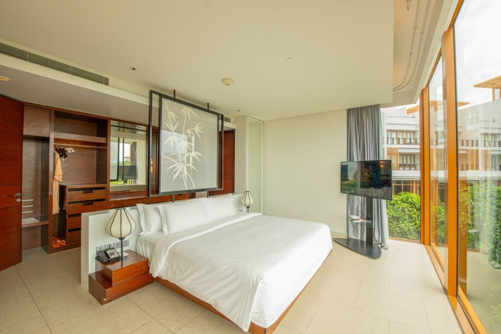 SkyPool_Seaview_Two_Bedroom_Loft_(3)