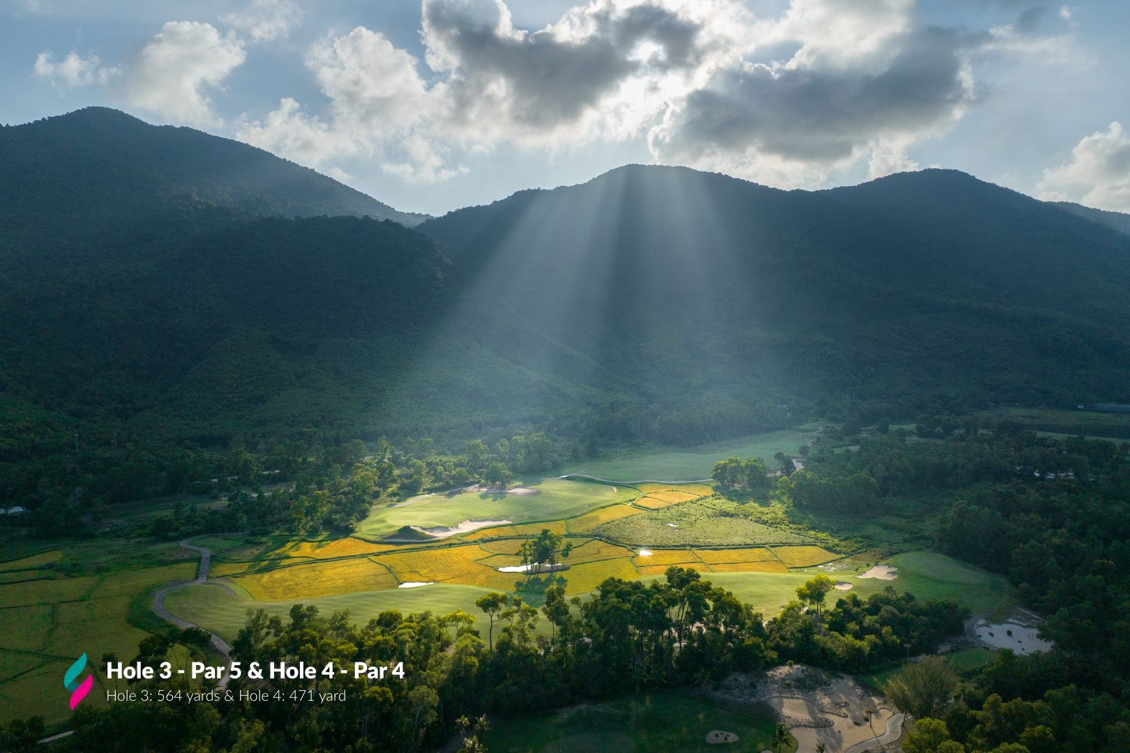 Hole 3 - Par 5 & Hole 4 - Par 4 (Tuyệt tác giữa đồng lúa), hố holf độc nhất vô nhị tại golf miền trung