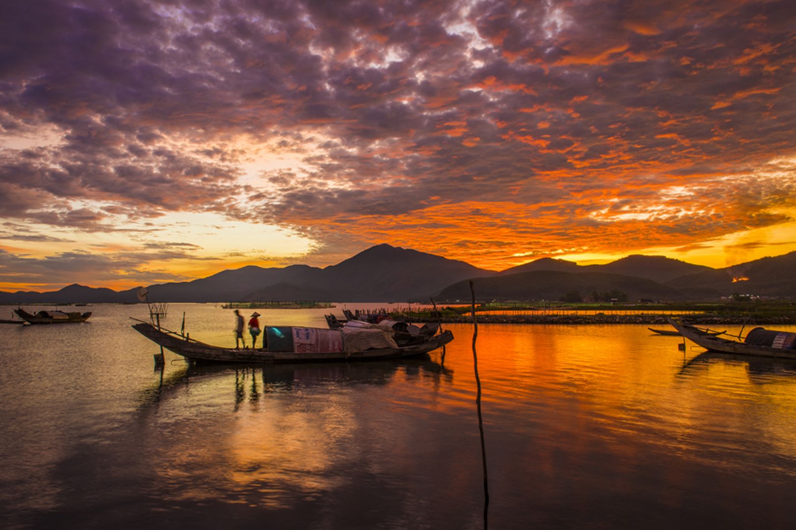 Tour ngắm hoàng hôn Cầu Hai