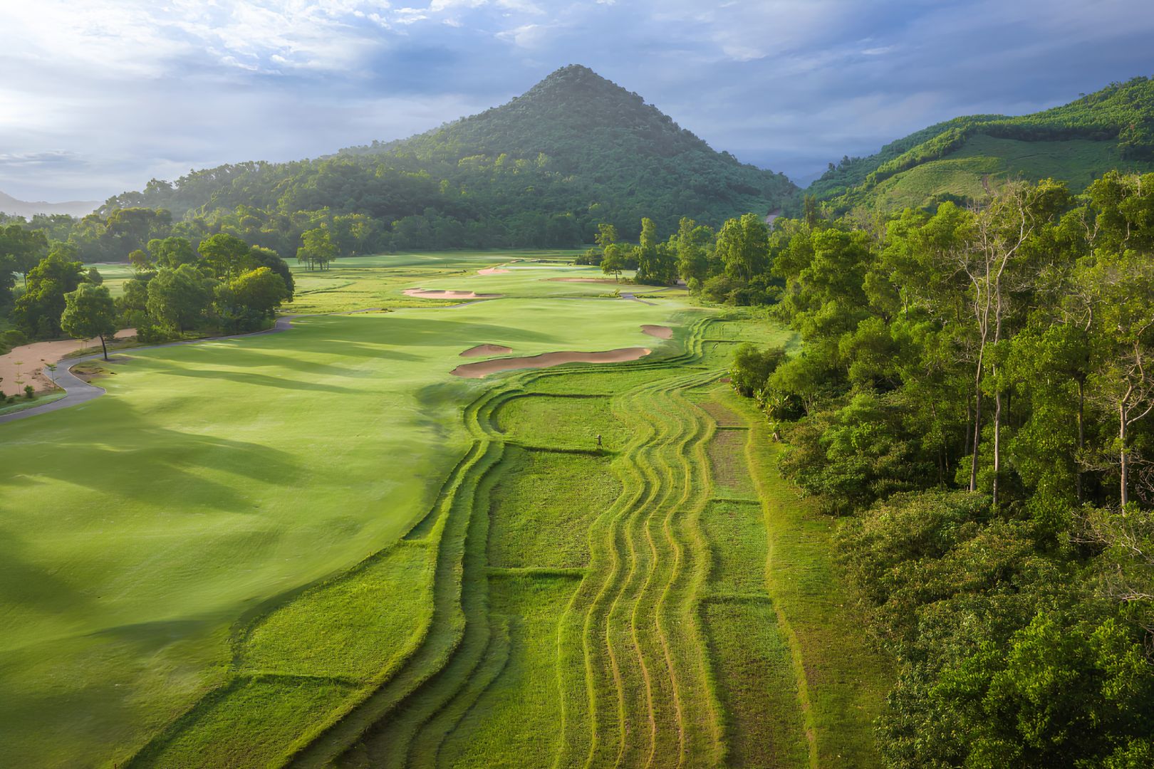 Top 6 sân golf thử thách tại Việt Nam đáng trải nghiệm