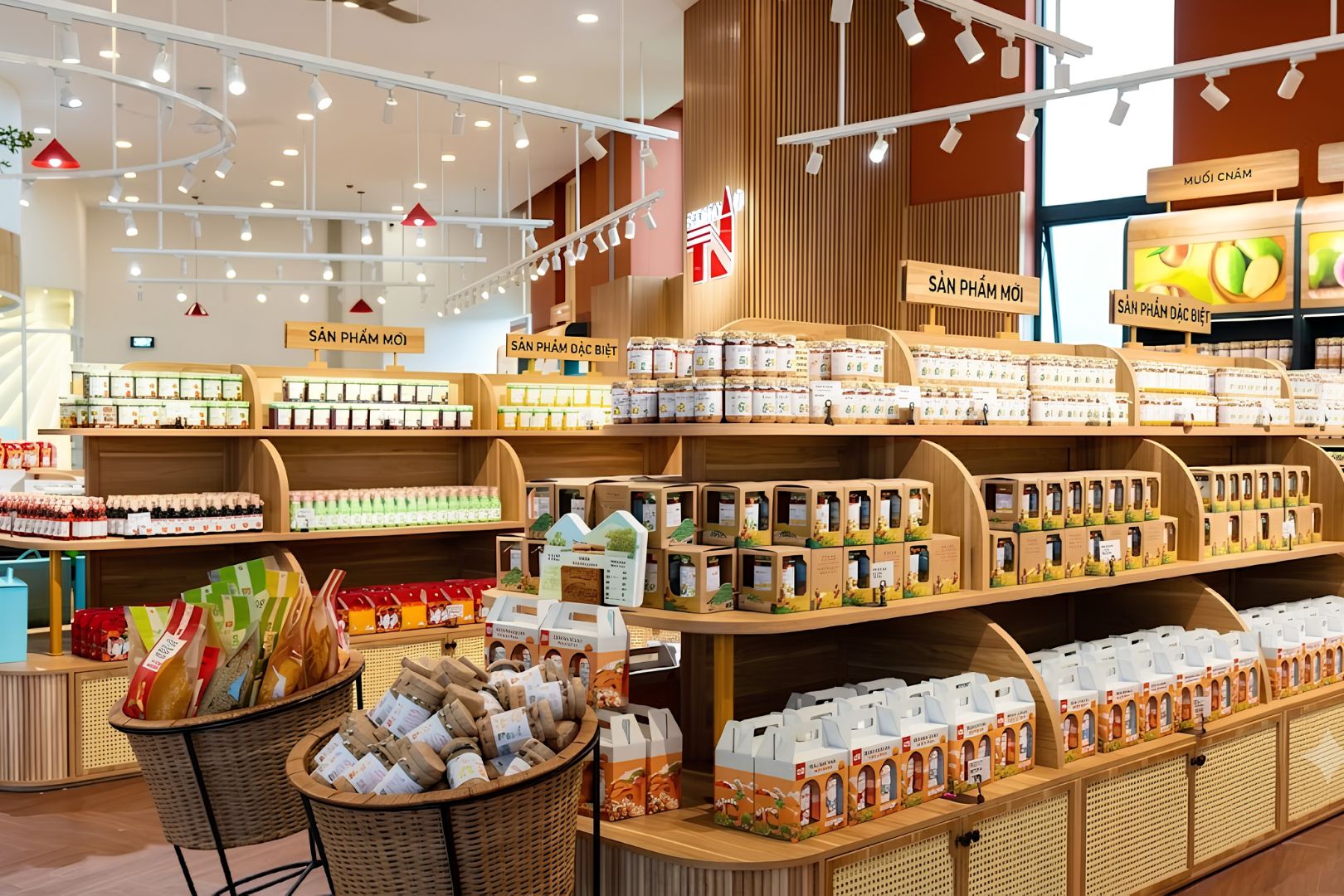 Stalls showcasing authentic Da Nang specialties and traditional food gifts