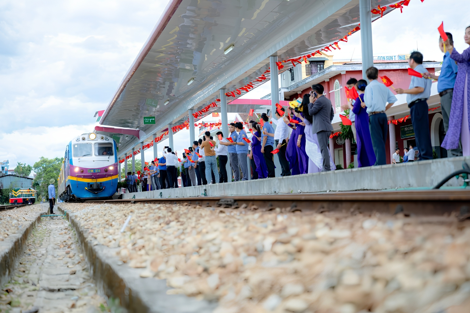 Khai trương đoàn tàu du lịch "Phong Nha- Cố đô Huế: Hành trình di sản"