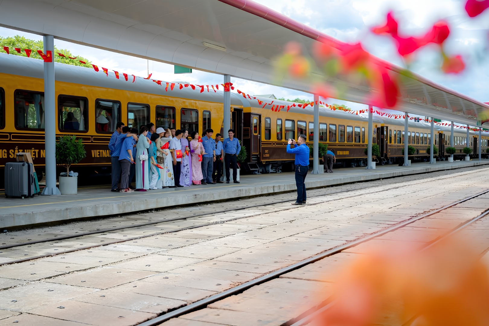 Phong Nha – Hue Tourist Train Officially Launches