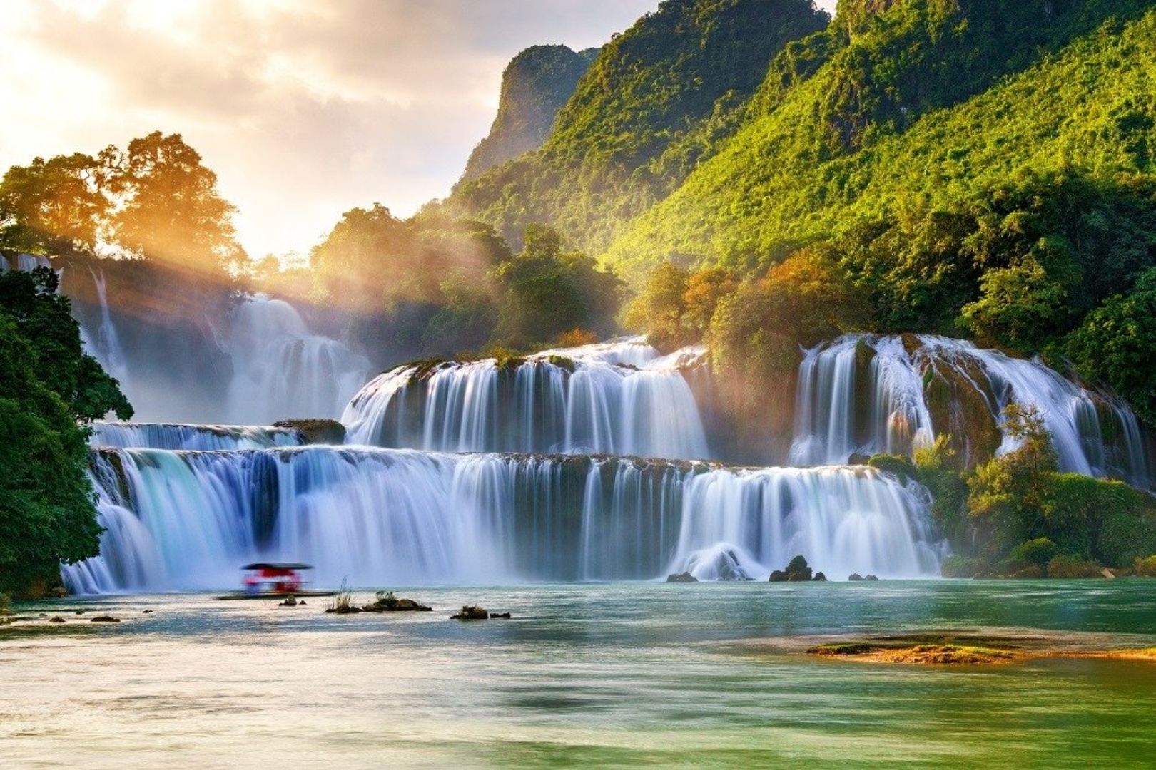 Ban Gioc Waterfall, Cao Bang