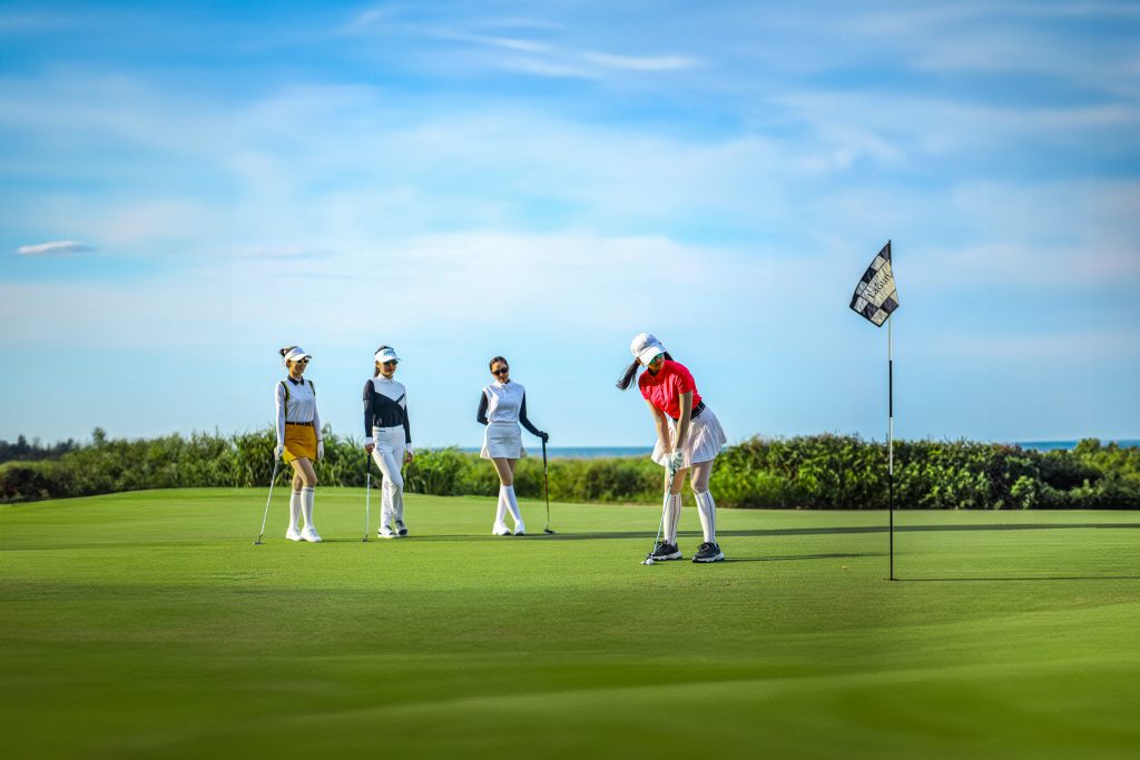 Chi phí chơi Golf cho người mới bắt đầu