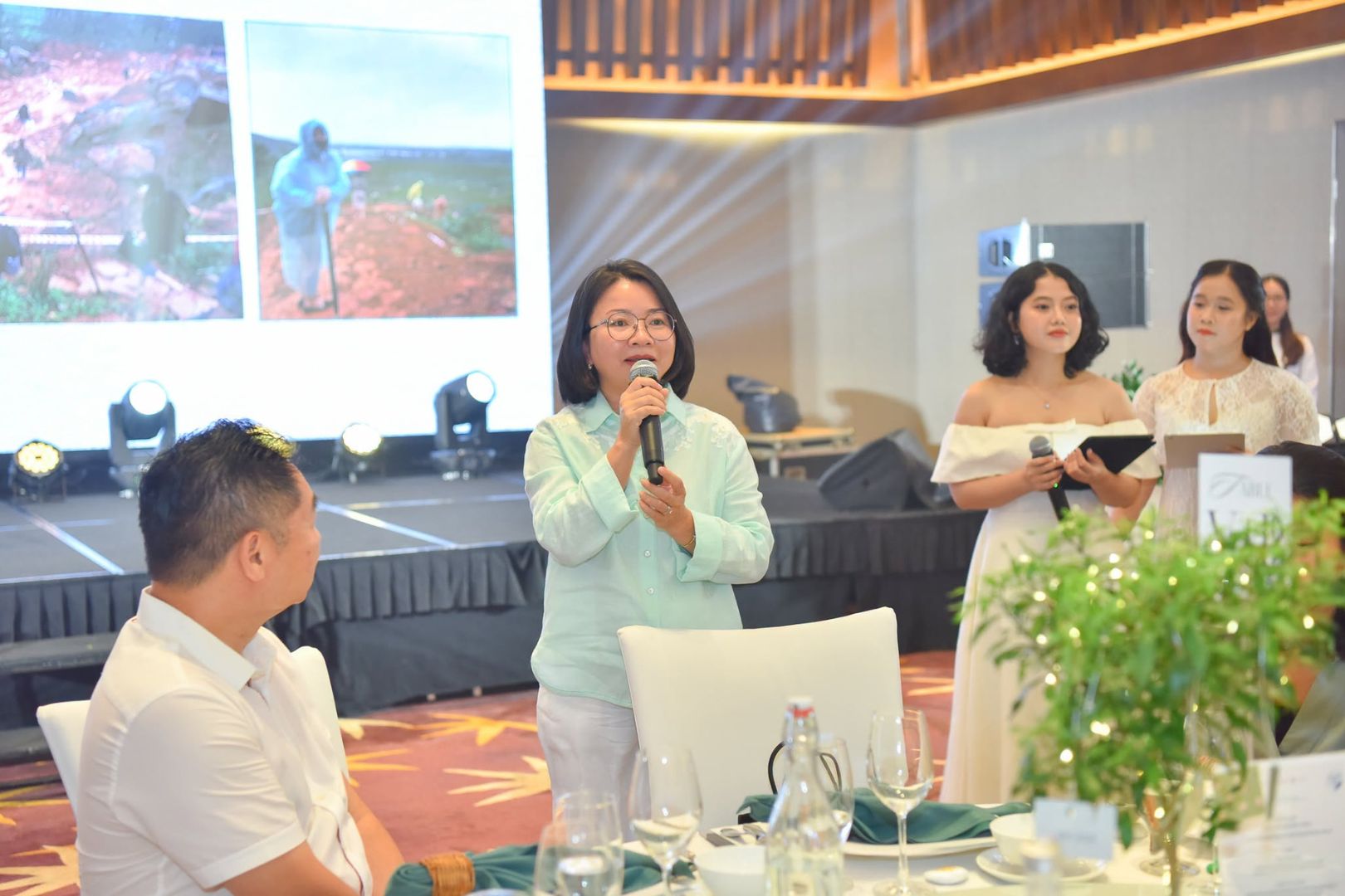 laguna-lang-co-long-service-awards-tri-an-doi-ngu-nhan-su (11)