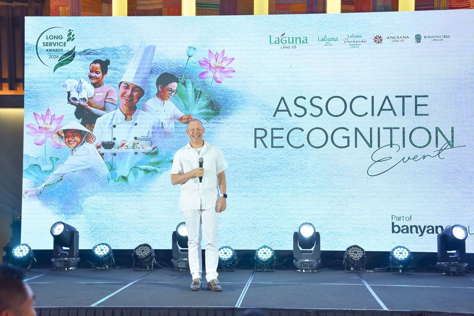 laguna-lang-co-long-service-awards-tri-an-doi-ngu-nhan-su (3)