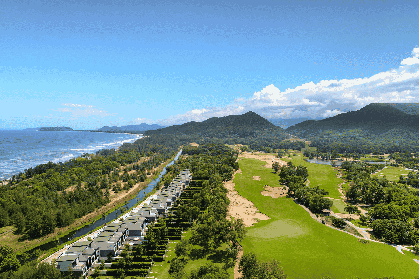 laguna-parkside-lang-co-over-view