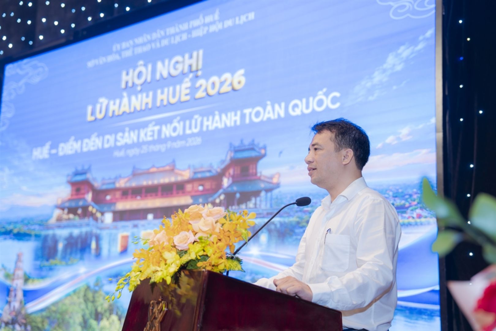 Phó Chủ tịch Ủy ban nhân dân thành phố Huế Trần Hữu Thùy Giang phát biểu khai mạc hội nghị.