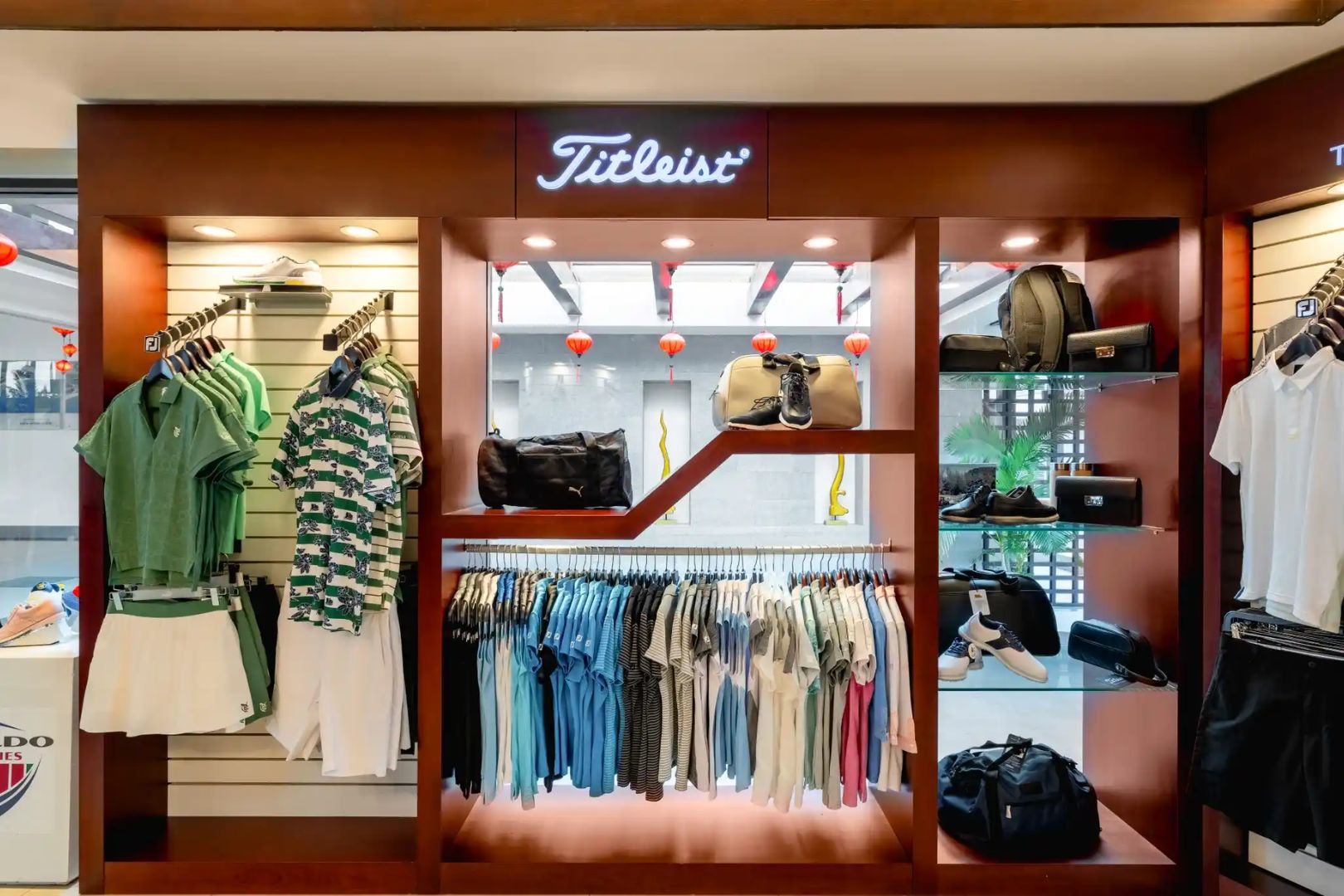 Pro Shop at Laguna Golf Lăng Cô